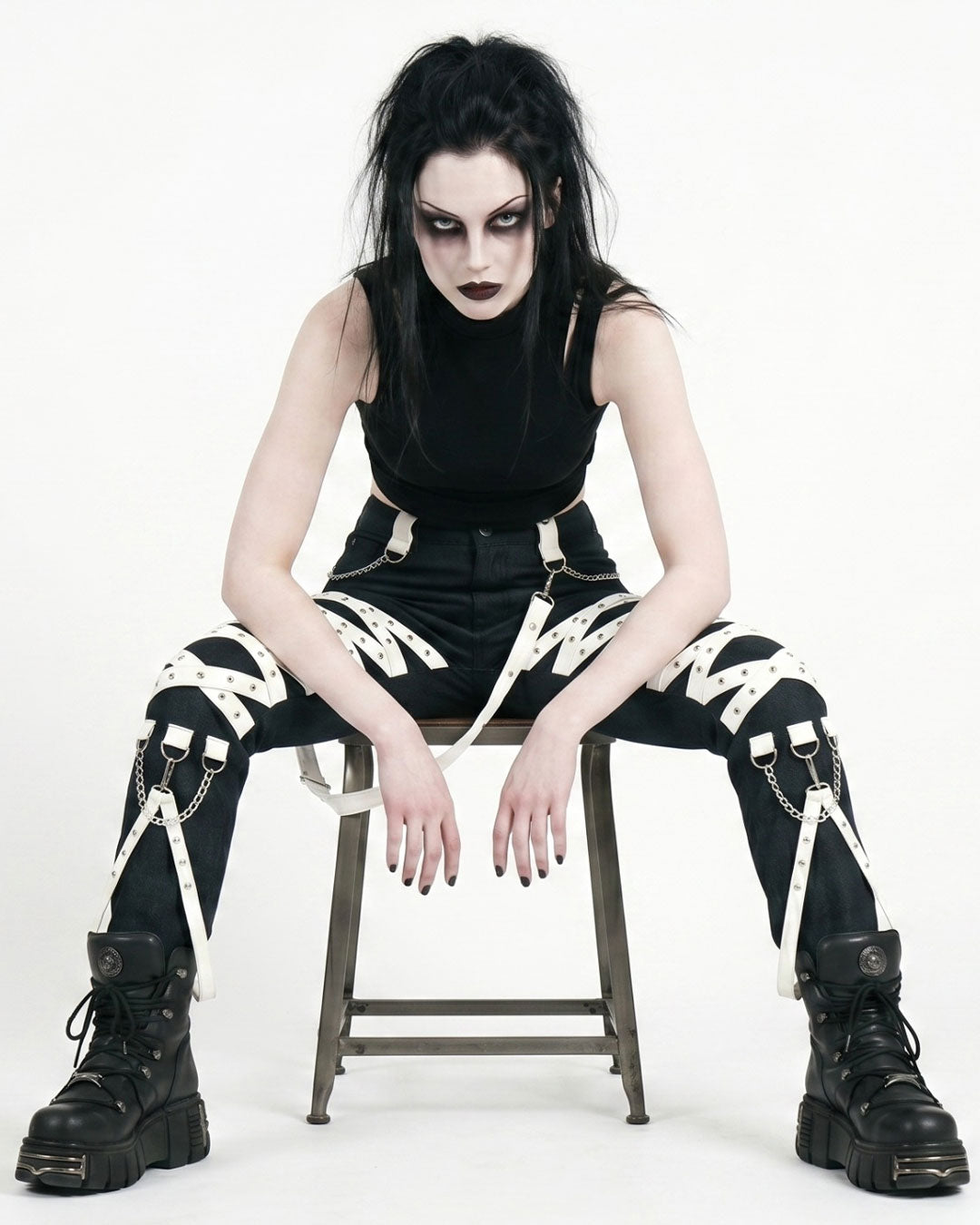 Trippprs White Strap-Detail Black Skinny Pants