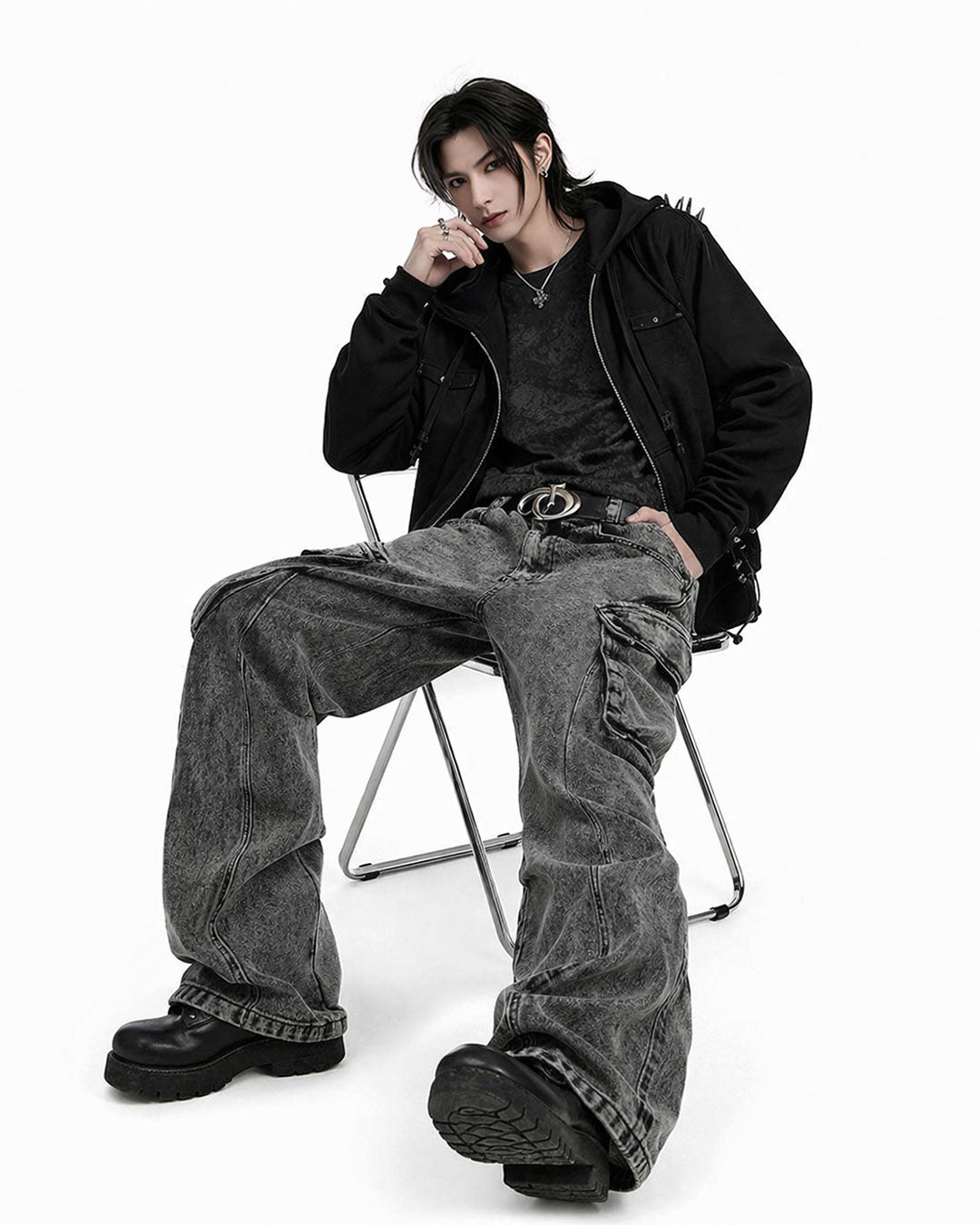 Baggy cargo jeans for men in washed grey denim with wide-leg fit, oversized side cargo pockets, and streetwear styling shown in front and back view.