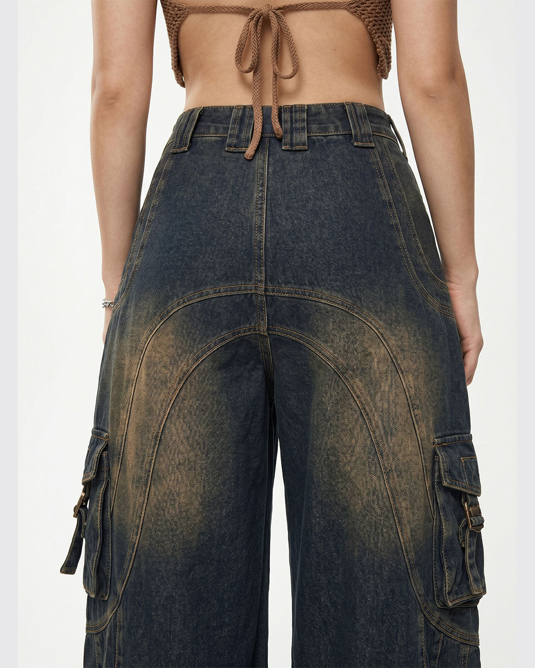 Women's Loose Fit Baggy Jeans – Button Pocket & Zipper Embellished