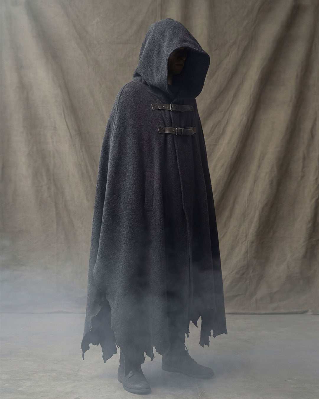 Men's gothic vampire cape shawl with hooded cloak and buckle strap closure